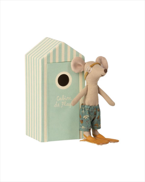Imperfect Maileg Beach Mouse Big Brother in Cabin De Plage
