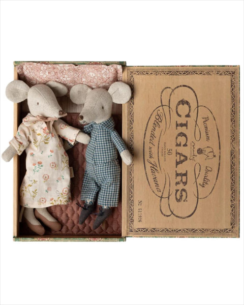 Maileg Grandma and Grandpa Mice in Cigarbox
