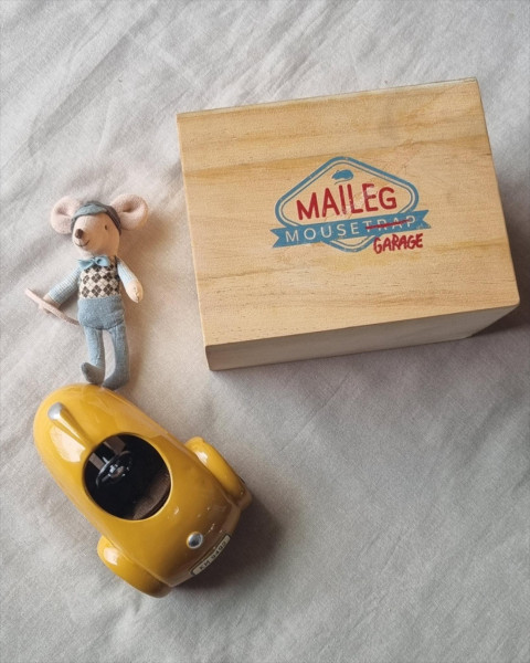 Imperfect Maileg Mouse Car with Garage - Yellow